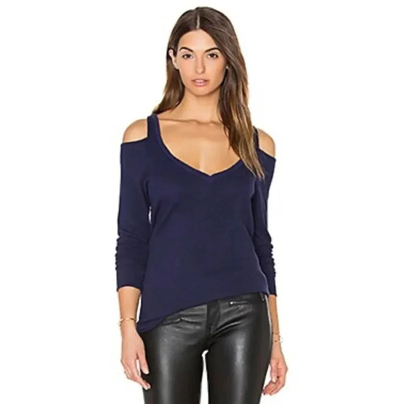 Chaser Revolve V-Neck Cold Shoulder Thermal Knit Top in Cove Sz M Blue NWT - Picture 1 of 6
